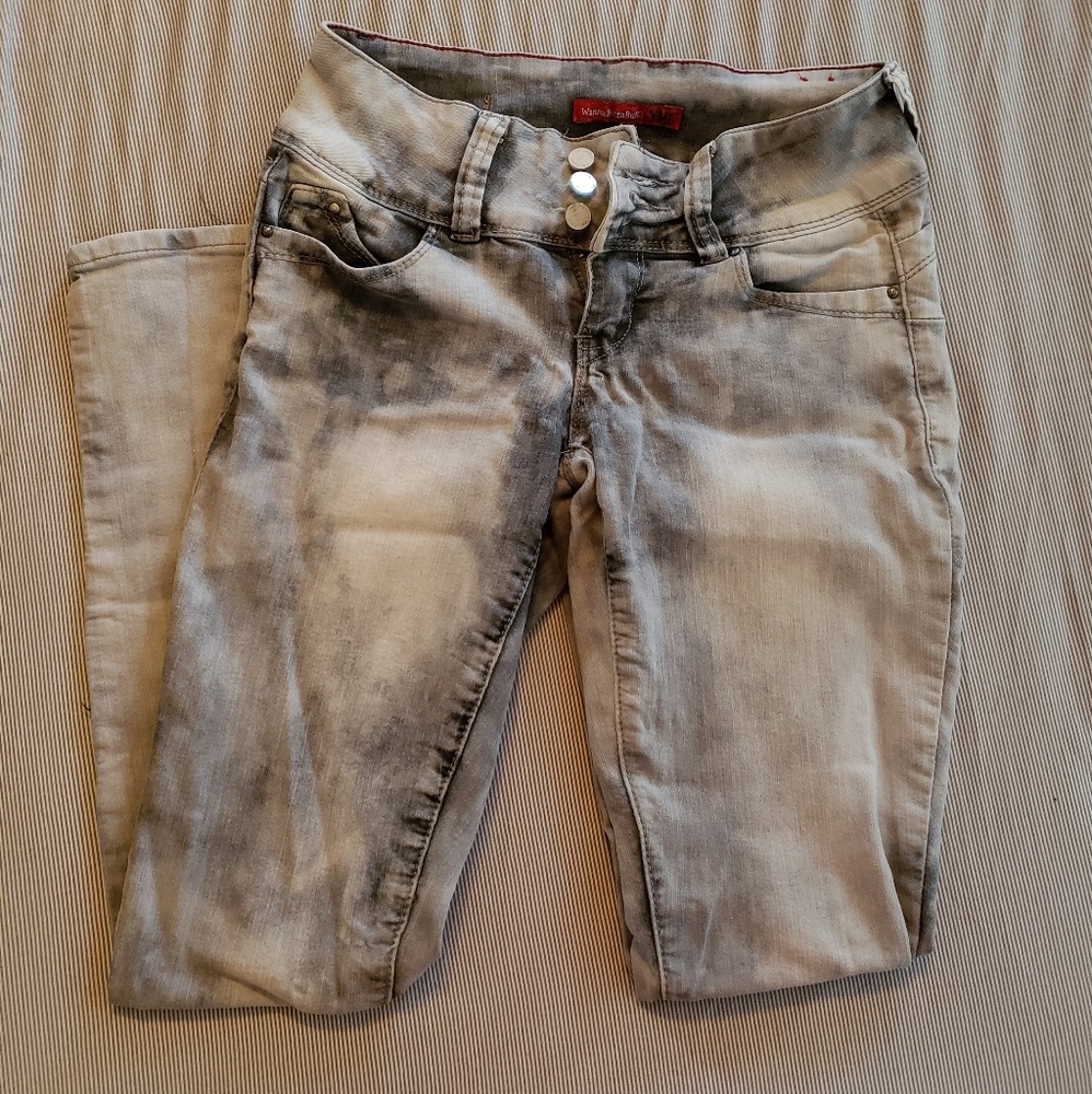 Skinny jeans